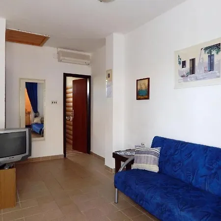 With A Parking Space Povljana, Pag - 21342 Apartment