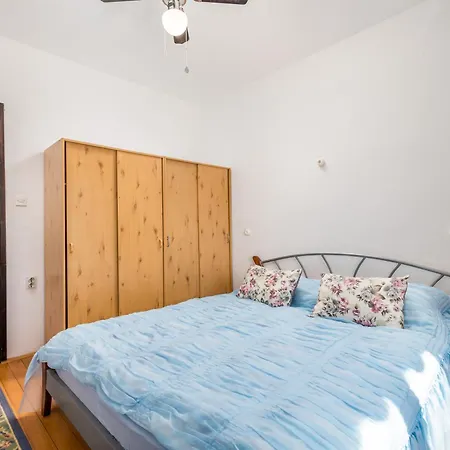 With A Parking Space Povljana, Pag - 21342 Apartment
